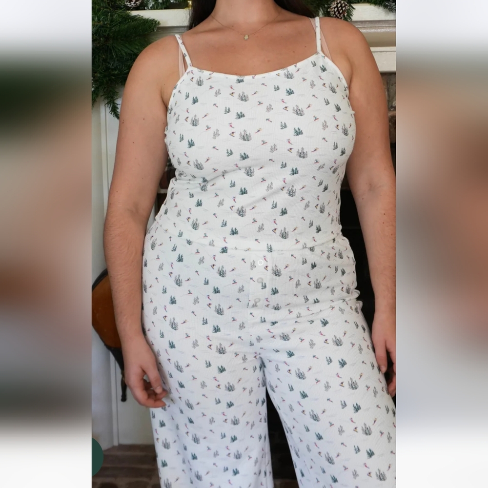 Grey Bandit White Printed Pajama Set - Perfect For A Ski Weekend Getaway!